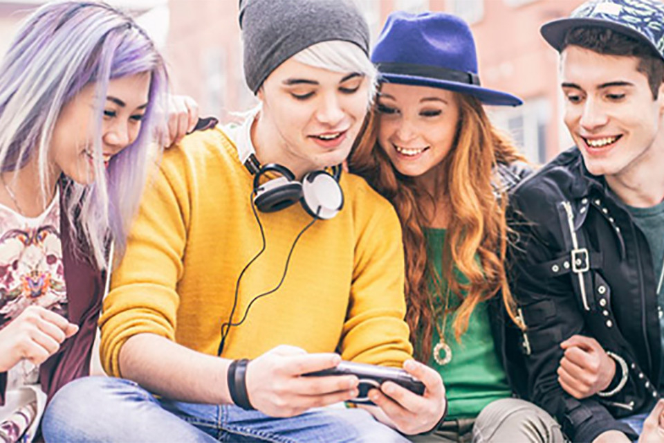 Taller d'adolescència per a mares i pares