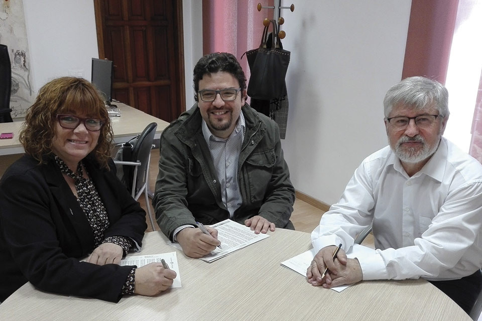 Signatura amb l'empresa adjudicatària