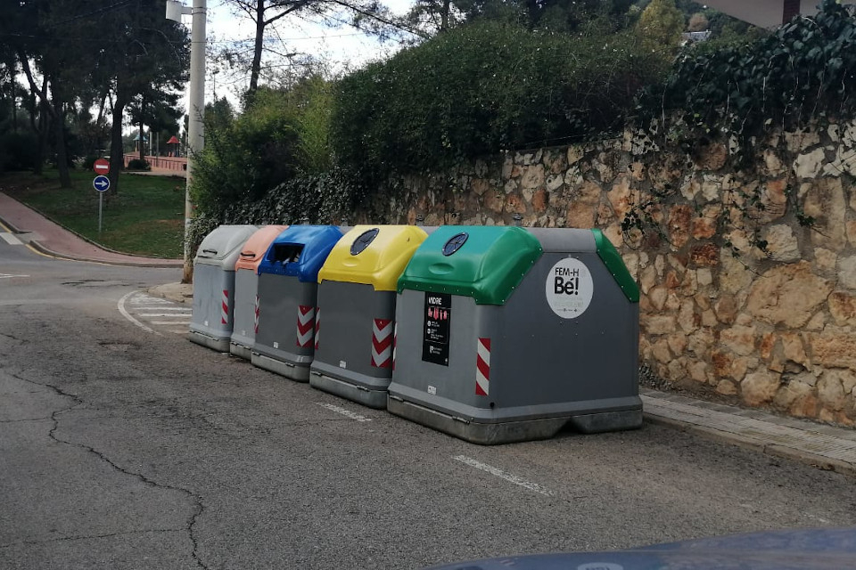 Illes de contenidors