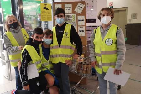 Recollida d'aliments solidaris